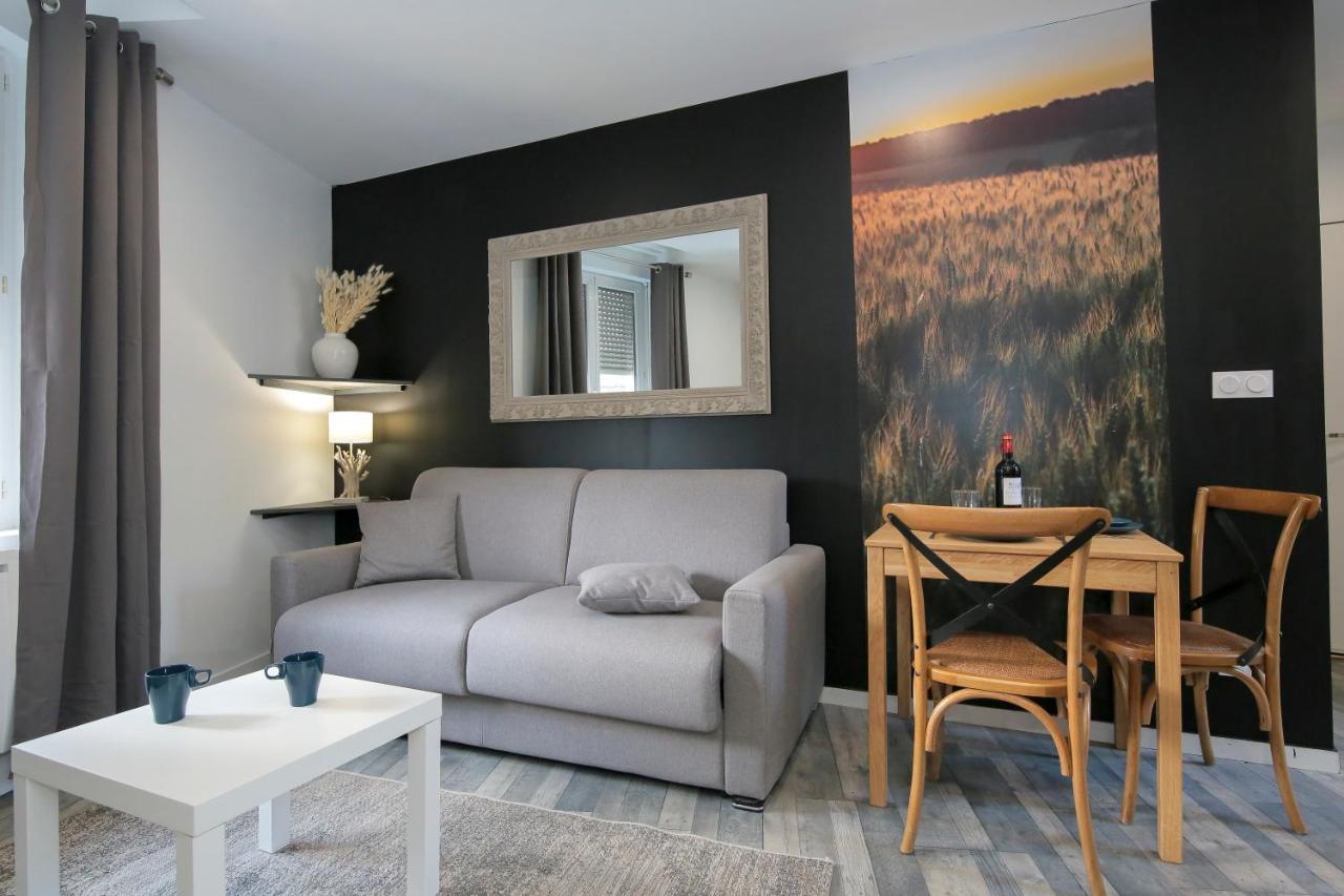 شقة Les Champs, T2 Hypercentre Chic Et Cosy Wifi Par Sovalfi سانت إتيان المظهر الخارجي الصورة