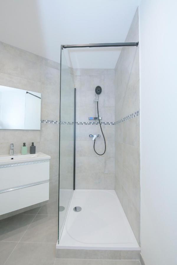 شقة Les Champs, T2 Hypercentre Chic Et Cosy Wifi Par Sovalfi سانت إتيان المظهر الخارجي الصورة